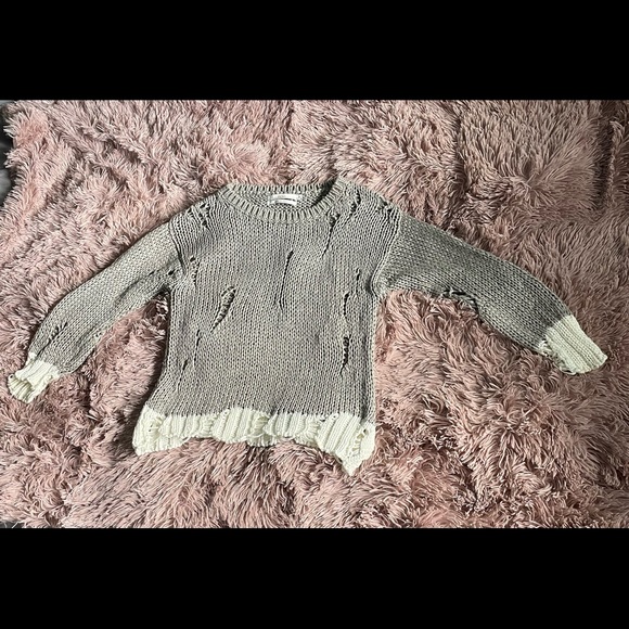 Aako - Grey Sweater - Picture 1 of 3